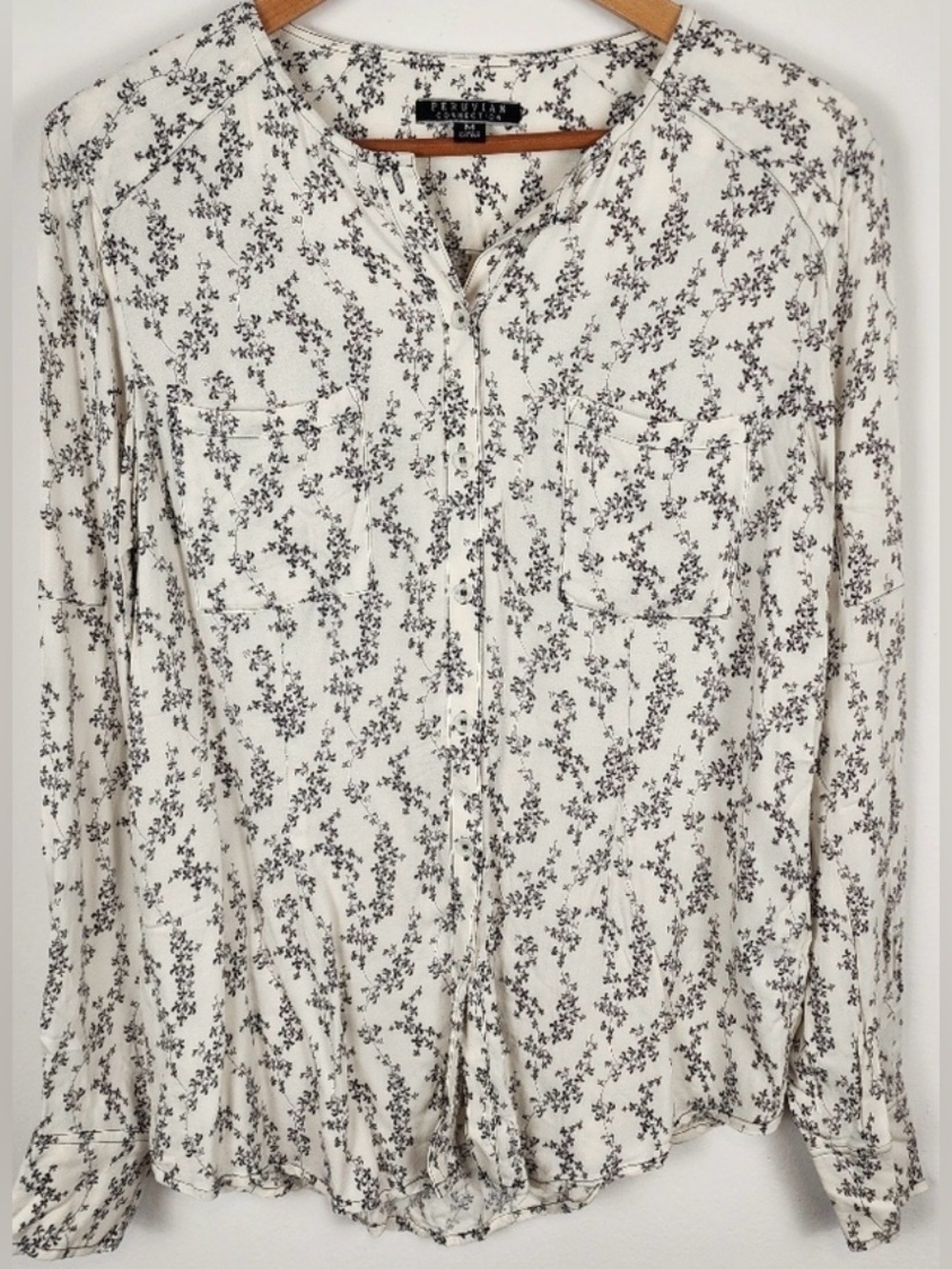 PERUVIAN CONNECTION White and Black Floral Button Down Shirt